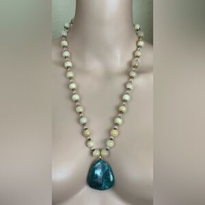 28 inch yellow and blue bead necklace NWOT